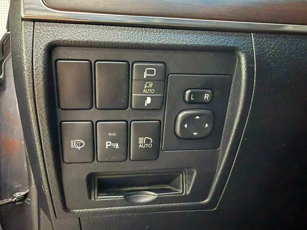 2019 Toyota Land Cruiser 200 Series Land Cruiser, 5.7L V8, Wescott Designs Rack  - 23046263 - 18