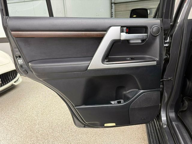 2019 Toyota Land Cruiser 200 Series Land Cruiser, 5.7L V8, Wescott Designs Rack  - 23046263 - 22