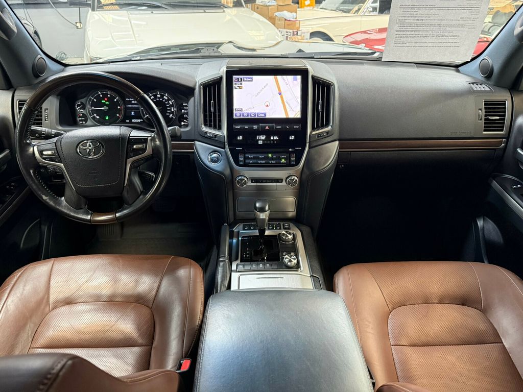 2019 Toyota Land Cruiser Heated&Cooled Seats/Blind SpotMonitor/JBL Audio/Lane Keep Assist - 23056050 - 9