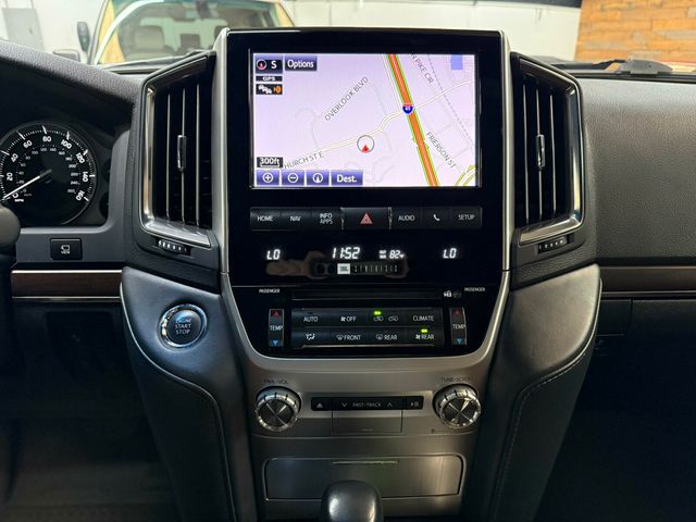 2019 Toyota Land Cruiser Heated&Cooled Seats/Blind SpotMonitor/JBL Audio/Lane Keep Assist - 23056050 - 10