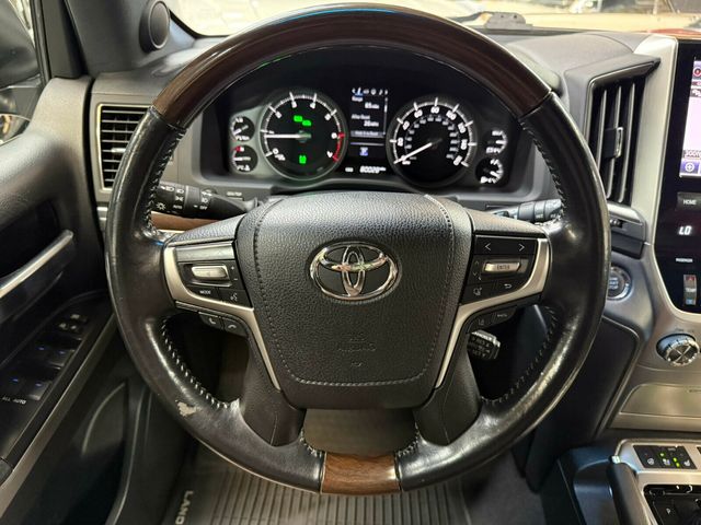 2019 Toyota Land Cruiser Heated&Cooled Seats/Blind SpotMonitor/JBL Audio/Lane Keep Assist - 23056050 - 13