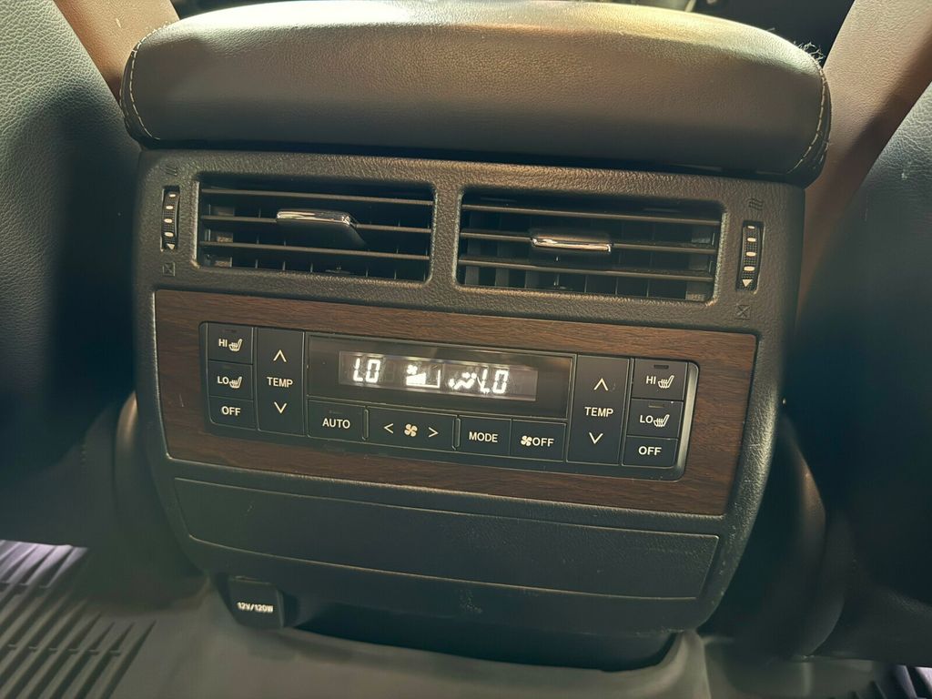 2019 Toyota Land Cruiser Heated&Cooled Seats/Blind SpotMonitor/JBL Audio/Lane Keep Assist - 23056050 - 16