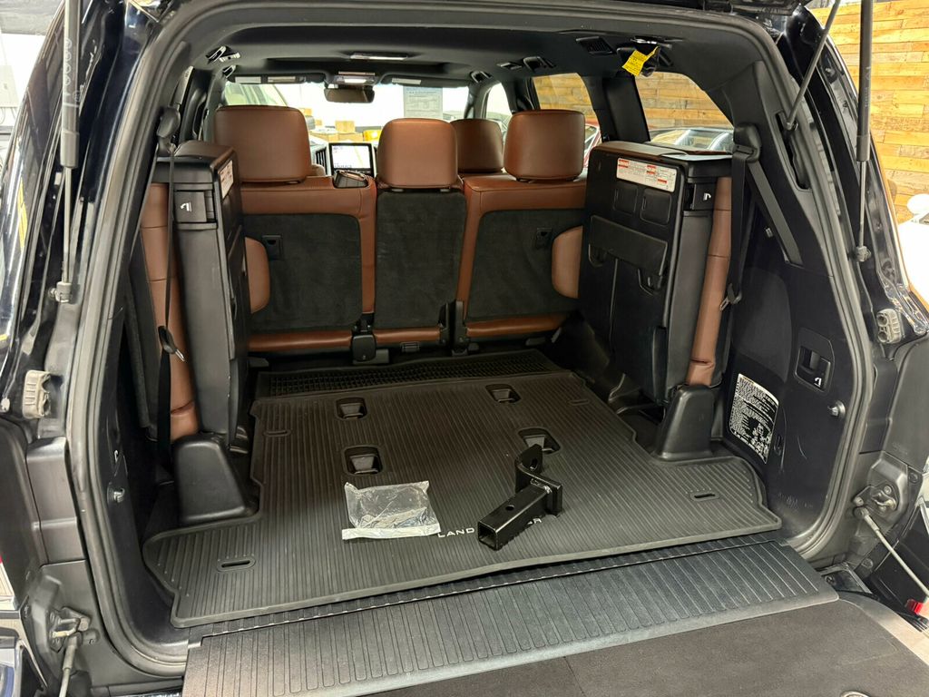 2019 Toyota Land Cruiser Heated&Cooled Seats/Blind SpotMonitor/JBL Audio/Lane Keep Assist - 23056050 - 26