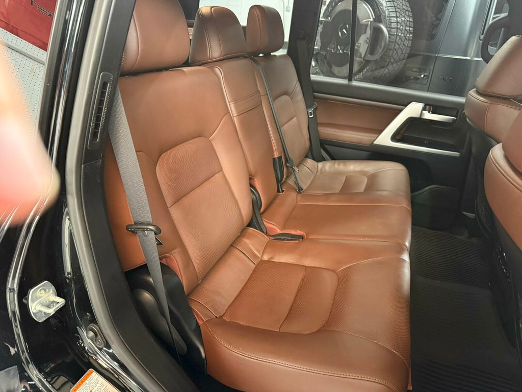 2019 Toyota Land Cruiser Heated&Cooled Seats/Blind SpotMonitor/JBL Audio/Lane Keep Assist - 23056050 - 29