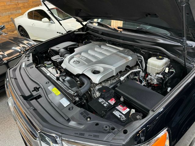 2019 Toyota Land Cruiser Heated&Cooled Seats/Blind SpotMonitor/JBL Audio/Lane Keep Assist - 23056050 - 38