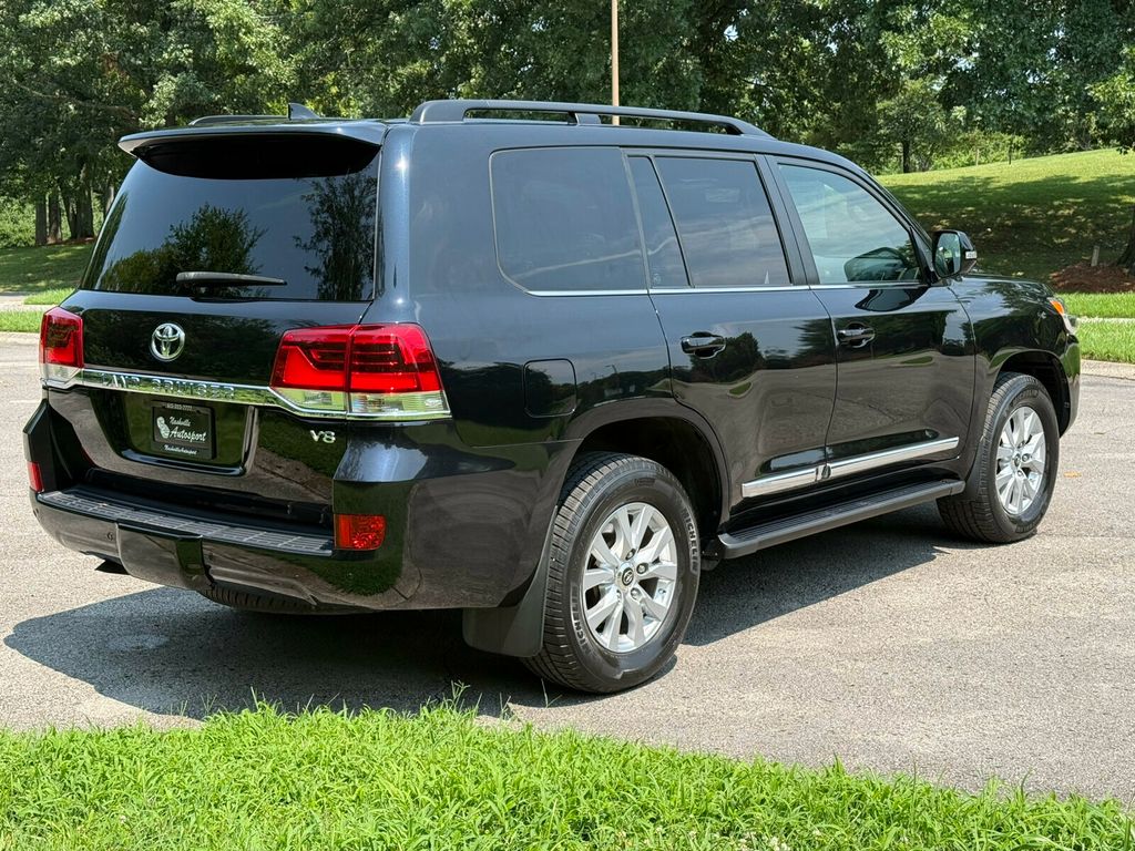 2019 Toyota Land Cruiser Heated&Cooled Seats/Blind SpotMonitor/JBL Audio/Lane Keep Assist - 23056050 - 5