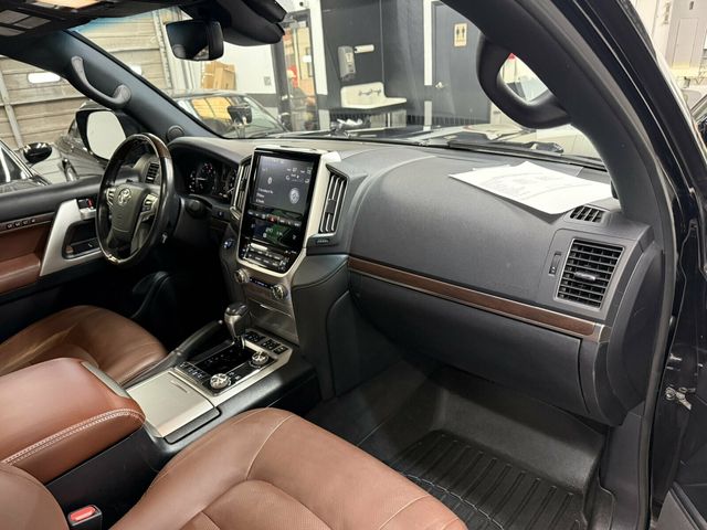 2019 Toyota Land Cruiser Heated&Cooled Seats/Blind SpotMonitor/JBL Audio/Lane Keep Assist - 23080958 - 10