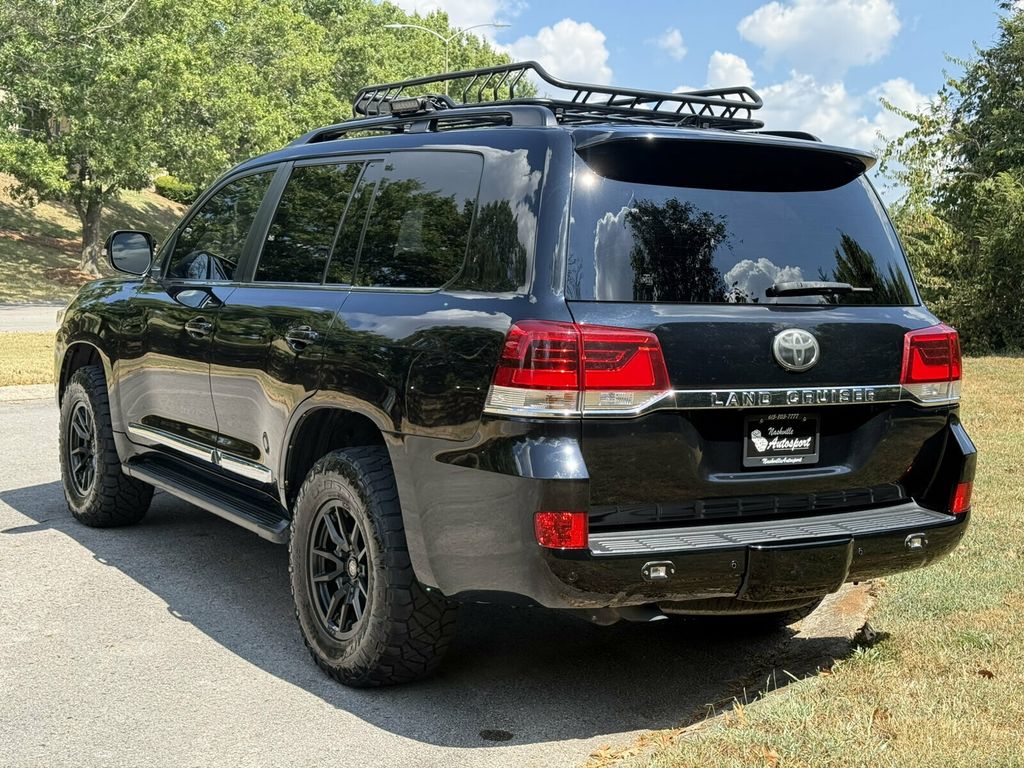2019 Toyota Land Cruiser Heated&Cooled Seats/Blind SpotMonitor/JBL Audio/Lane Keep Assist - 23080958 - 3