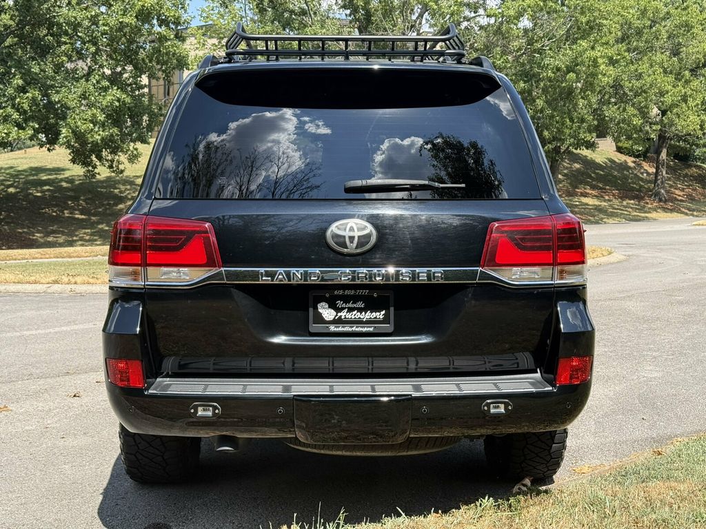 2019 Toyota Land Cruiser Heated&Cooled Seats/Blind SpotMonitor/JBL Audio/Lane Keep Assist - 23080958 - 4