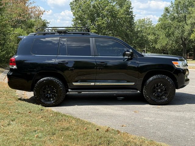 2019 Toyota Land Cruiser Heated&Cooled Seats/Blind SpotMonitor/JBL Audio/Lane Keep Assist - 23080958 - 6