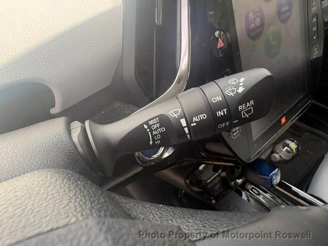 2019 Toyota Prius LE - 23052267 - 16