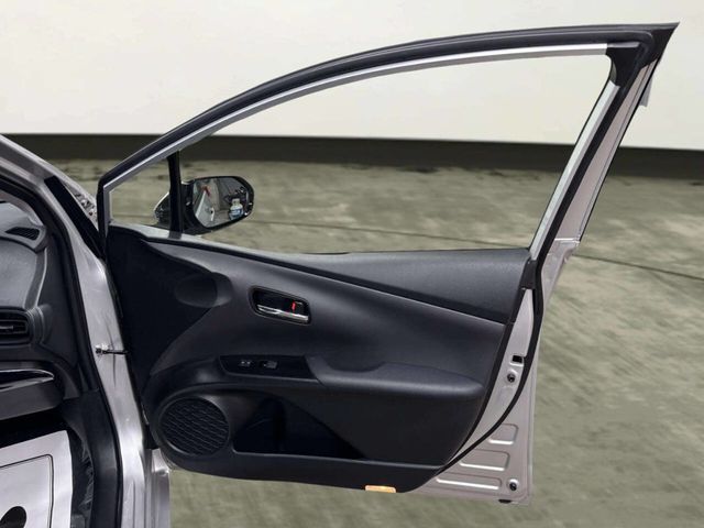 2019 Toyota Prius L Eco - 23052481 - 18