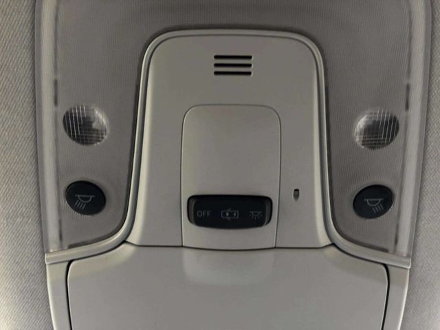 2019 Toyota Prius L Eco - 23052481 - 27