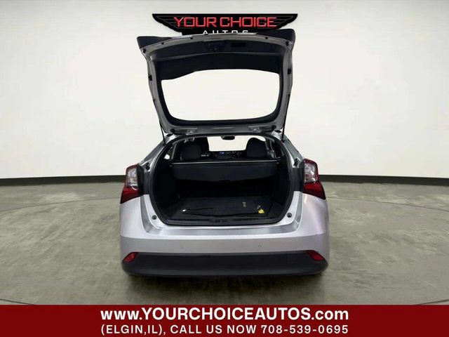 2019 Toyota Prius L Eco - 23052481 - 4