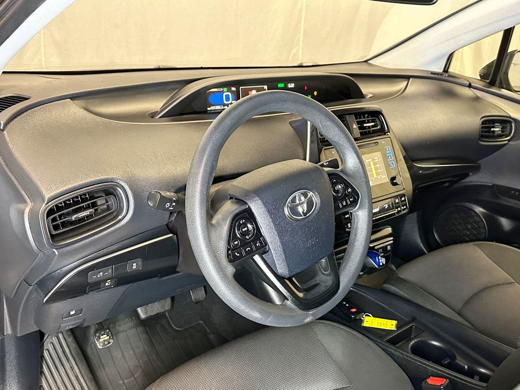 2019 Toyota Prius L Eco - 23066735 - 20