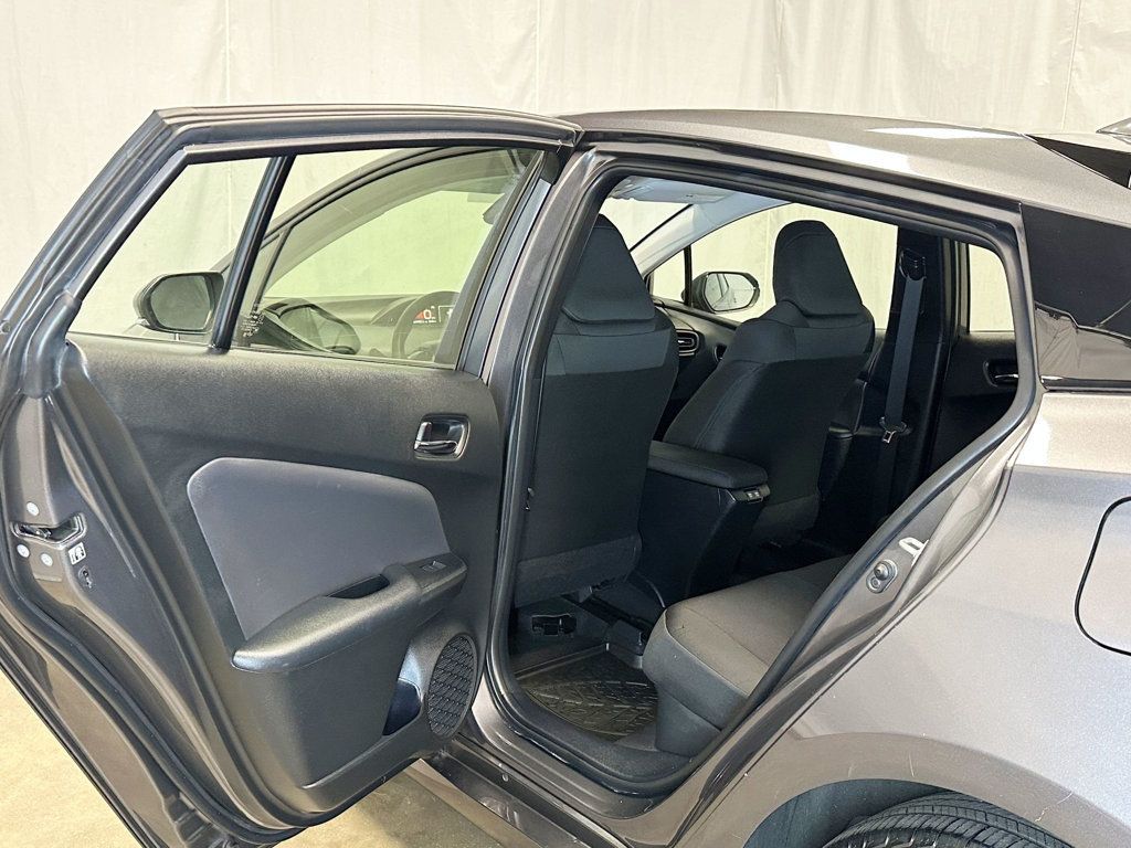 2019 Toyota Prius L Eco - 23066735 - 30