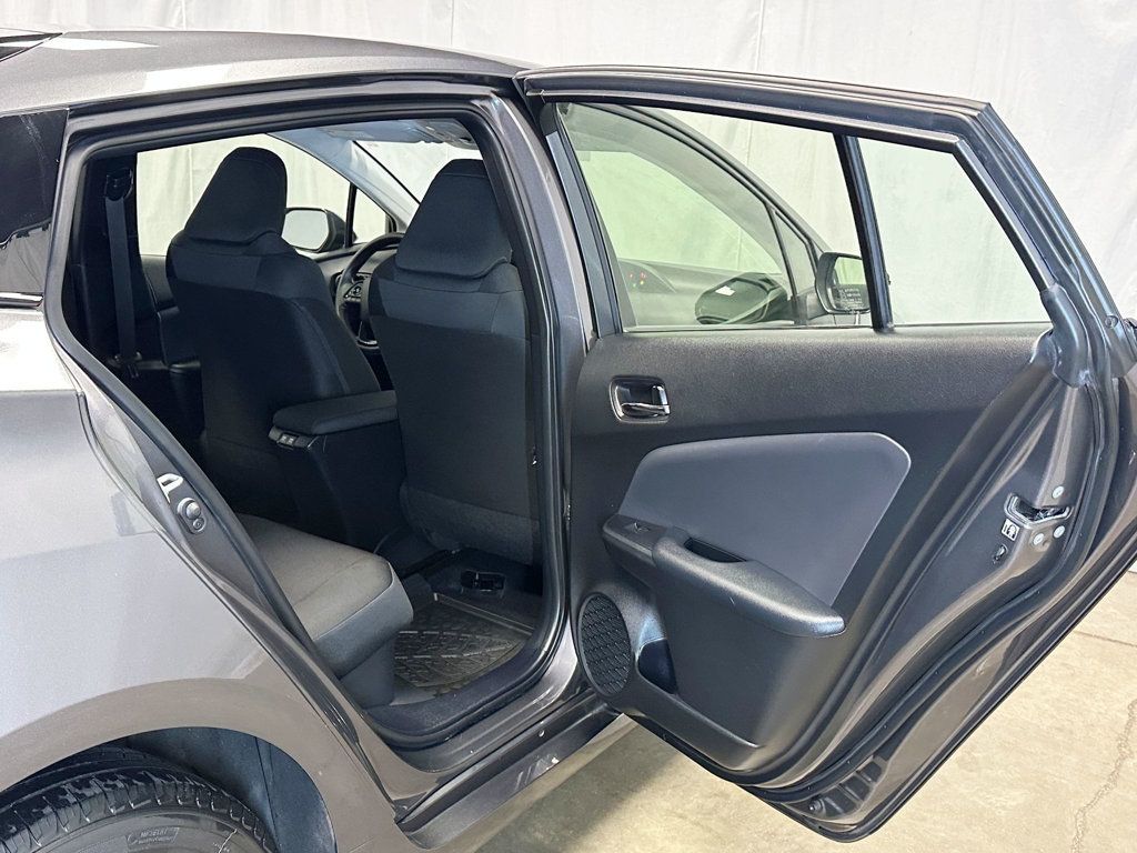 2019 Toyota Prius L Eco - 23066735 - 31