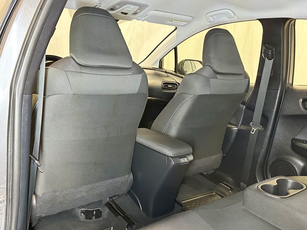 2019 Toyota Prius L Eco - 23066735 - 32