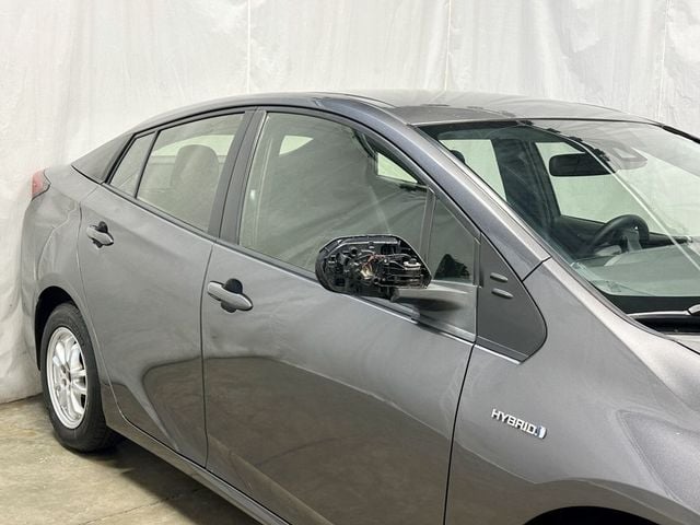 2019 Toyota Prius L Eco - 23066735 - 3