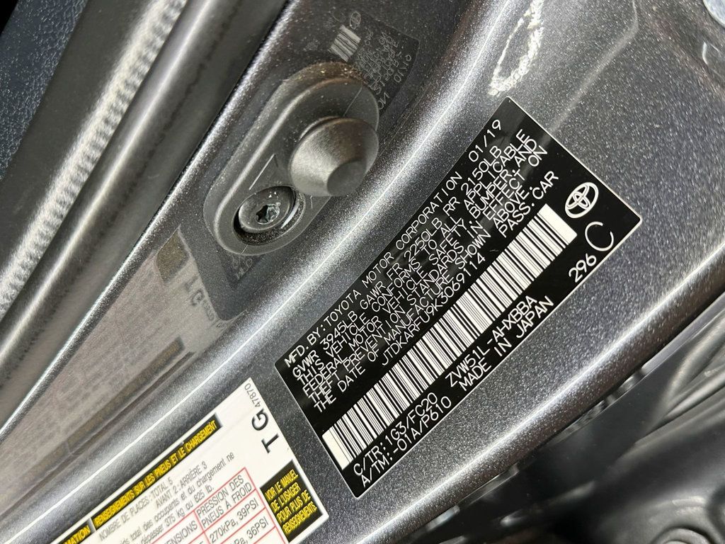 2019 Toyota Prius L Eco - 23066735 - 40