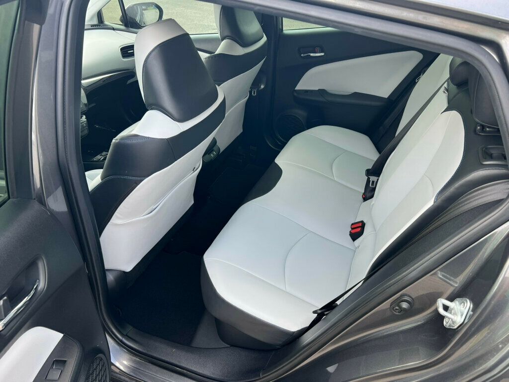 2019 Toyota Prius Limited - 22883410 - 10
