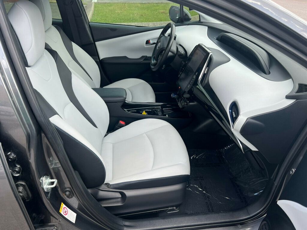 2019 Toyota Prius Limited - 22883410 - 8