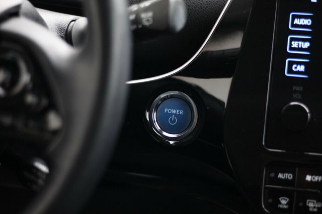 2019 Toyota Prius ONE OWNER XLE HYBRID - 22957096 - 29