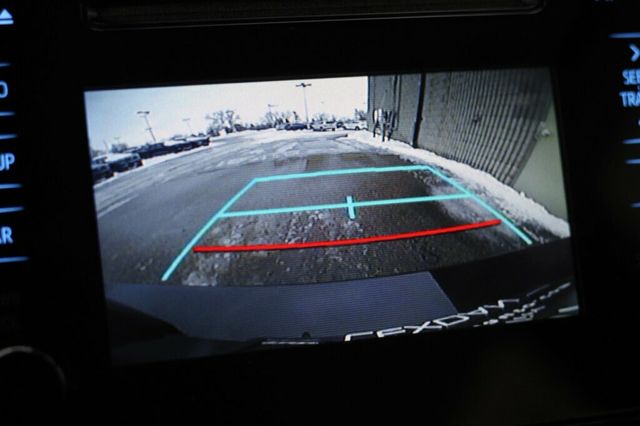 2019 Toyota Prius ONE OWNER XLE HYBRID - 22957096 - 33