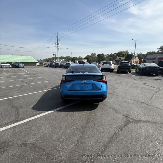 2019 Toyota Prius PRIUS LE W/TOYOTA SAFETY SENSE,  - 23071400 - 11
