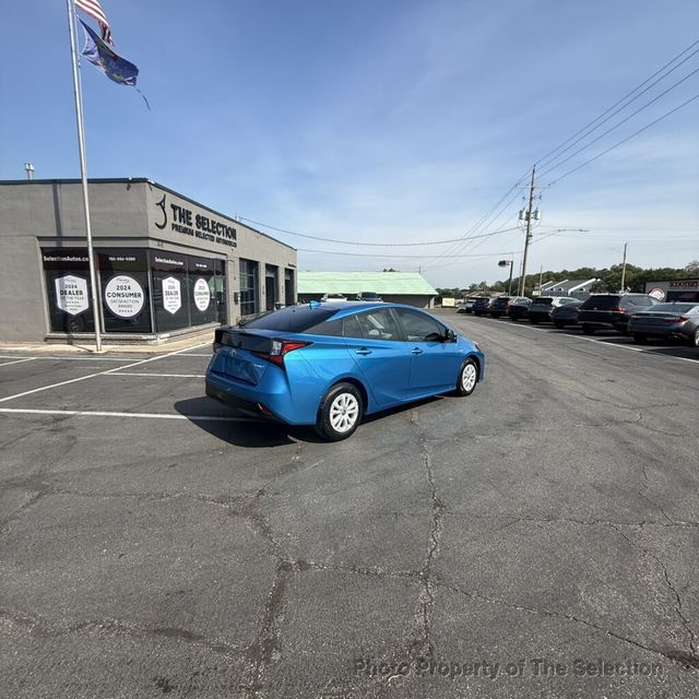 2019 Toyota Prius PRIUS LE W/TOYOTA SAFETY SENSE,  - 23071400 - 16