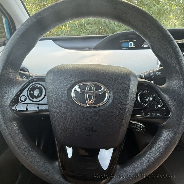2019 Toyota Prius PRIUS LE W/TOYOTA SAFETY SENSE,  - 23071400 - 25