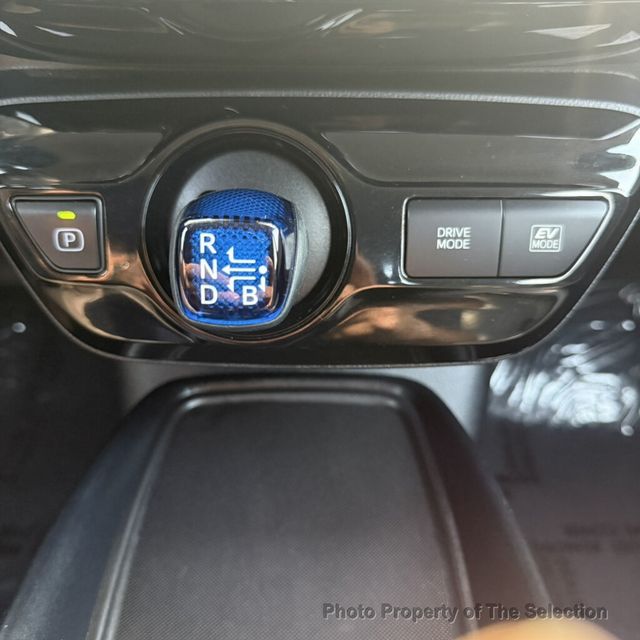 2019 Toyota Prius PRIUS LE W/TOYOTA SAFETY SENSE,  - 23071400 - 32