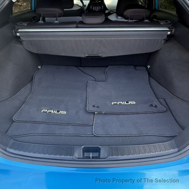 2019 Toyota Prius PRIUS LE W/TOYOTA SAFETY SENSE,  - 23071400 - 37