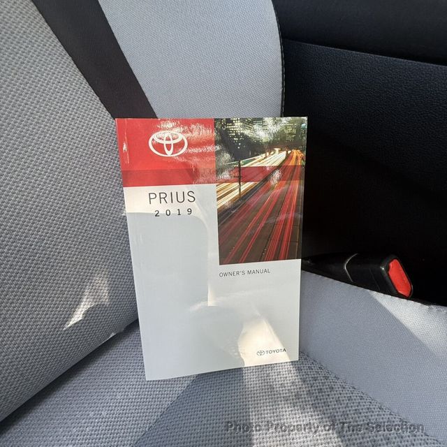 2019 Toyota Prius PRIUS LE W/TOYOTA SAFETY SENSE,  - 23071400 - 40