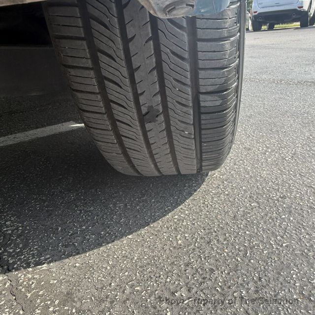 2019 Toyota Prius PRIUS LE W/TOYOTA SAFETY SENSE,  - 23071400 - 42