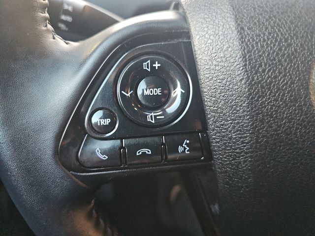 2019 Toyota Prius XLE - 22987211 - 30