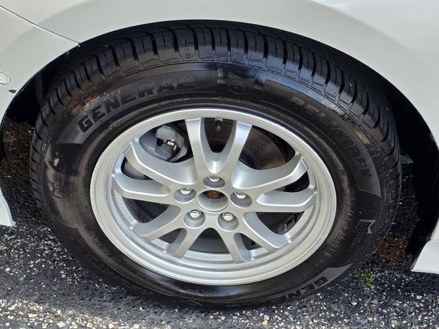 2019 Toyota Prius XLE AWD-e - 22872559 - 30