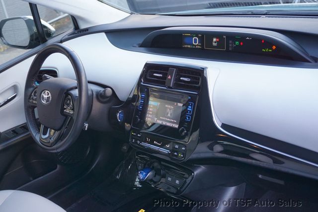 2019 Toyota Prius XLE AWD-e - 22946160 - 15