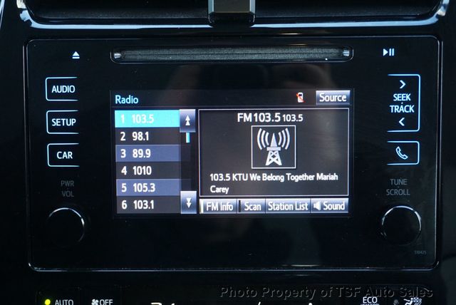 2019 Toyota Prius XLE AWD-e - 22946160 - 17