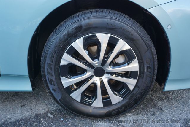 2019 Toyota Prius XLE AWD-e - 22946160 - 37