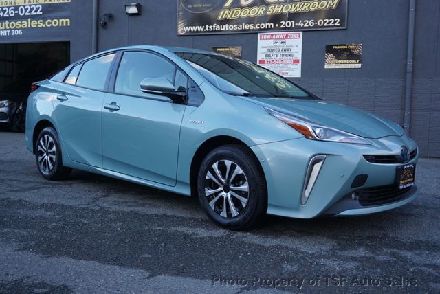 2019 Toyota Prius XLE AWD-e - 22946160 - 8
