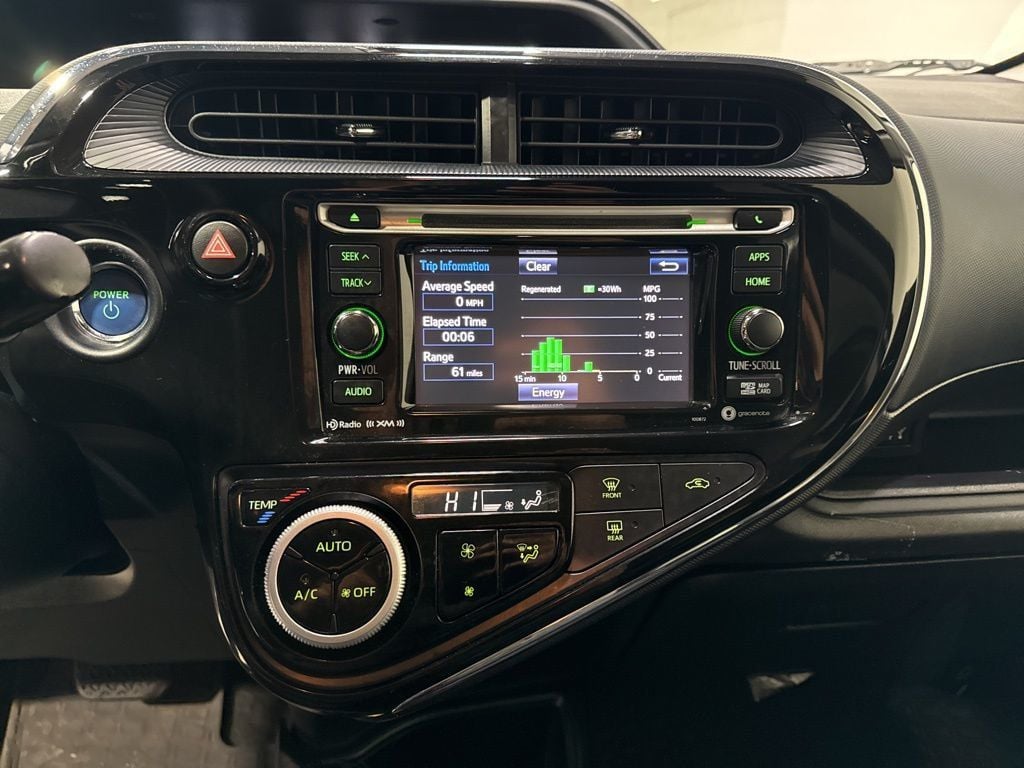 2019 Toyota Prius c LE - 22966365 - 14