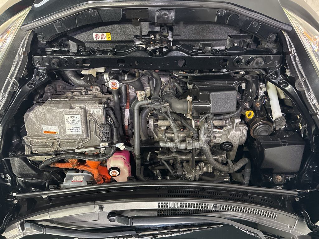 2019 Toyota Prius c LE - 22966365 - 36