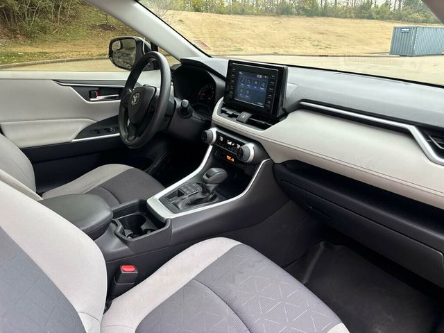 2019 Toyota RAV4 2019 TOYOTA RAV4 XLE - 22955020 - 12