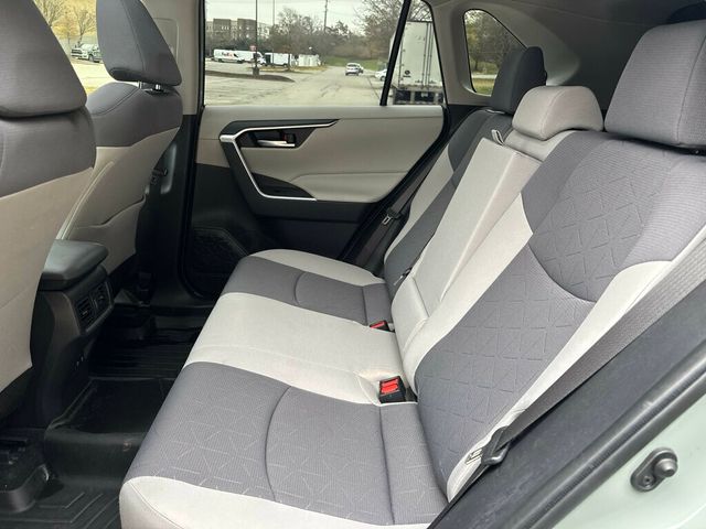 2019 Toyota RAV4 2019 TOYOTA RAV4 XLE - 22955020 - 14