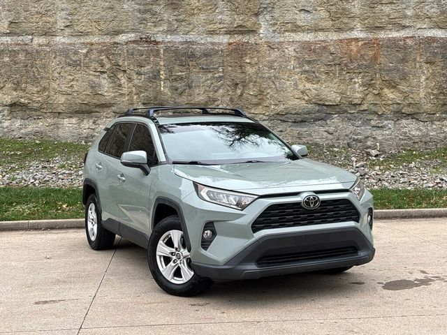 2019 Toyota RAV4 2019 TOYOTA RAV4 XLE - 22955020 - 1