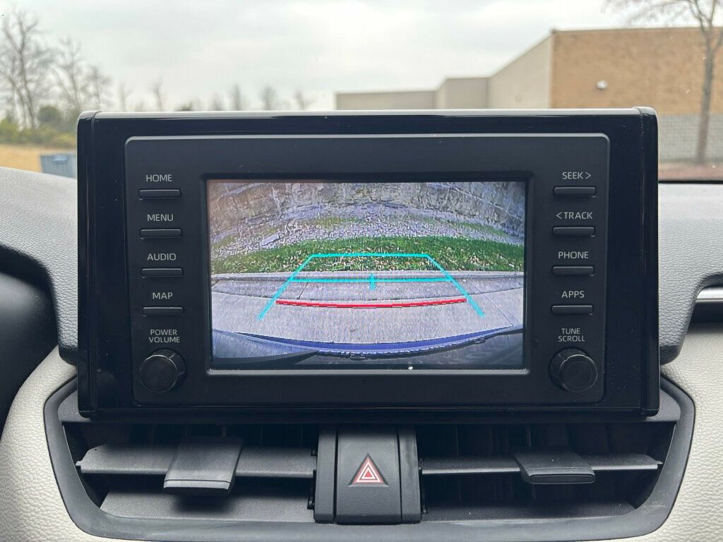 2019 Toyota RAV4 2019 TOYOTA RAV4 XLE - 22955020 - 25