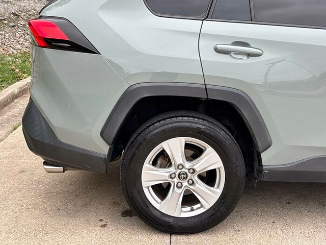 2019 Toyota RAV4 2019 TOYOTA RAV4 XLE - 22955020 - 33
