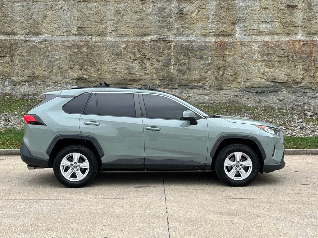 2019 Toyota RAV4 2019 TOYOTA RAV4 XLE - 22955020 - 6