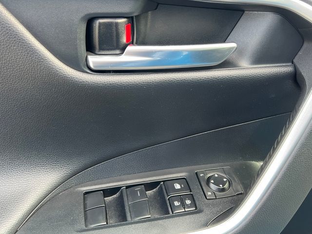 2019 Toyota RAV4 Adventure AWD - 23009898 - 10